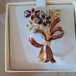 Monet Gold-Tone Floral Brooch vintage